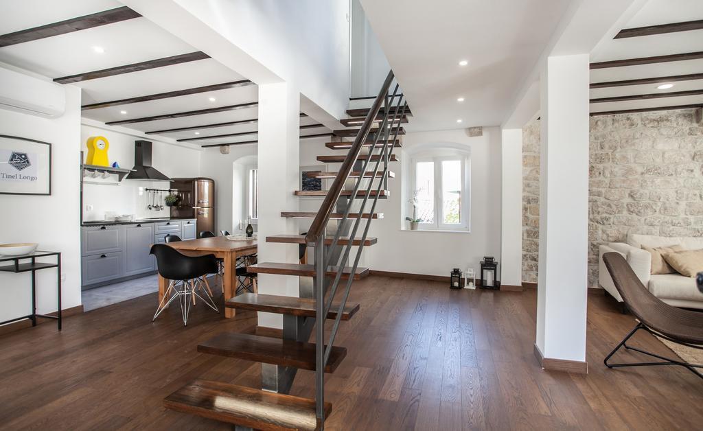 Villa Tinel Longo Trogir